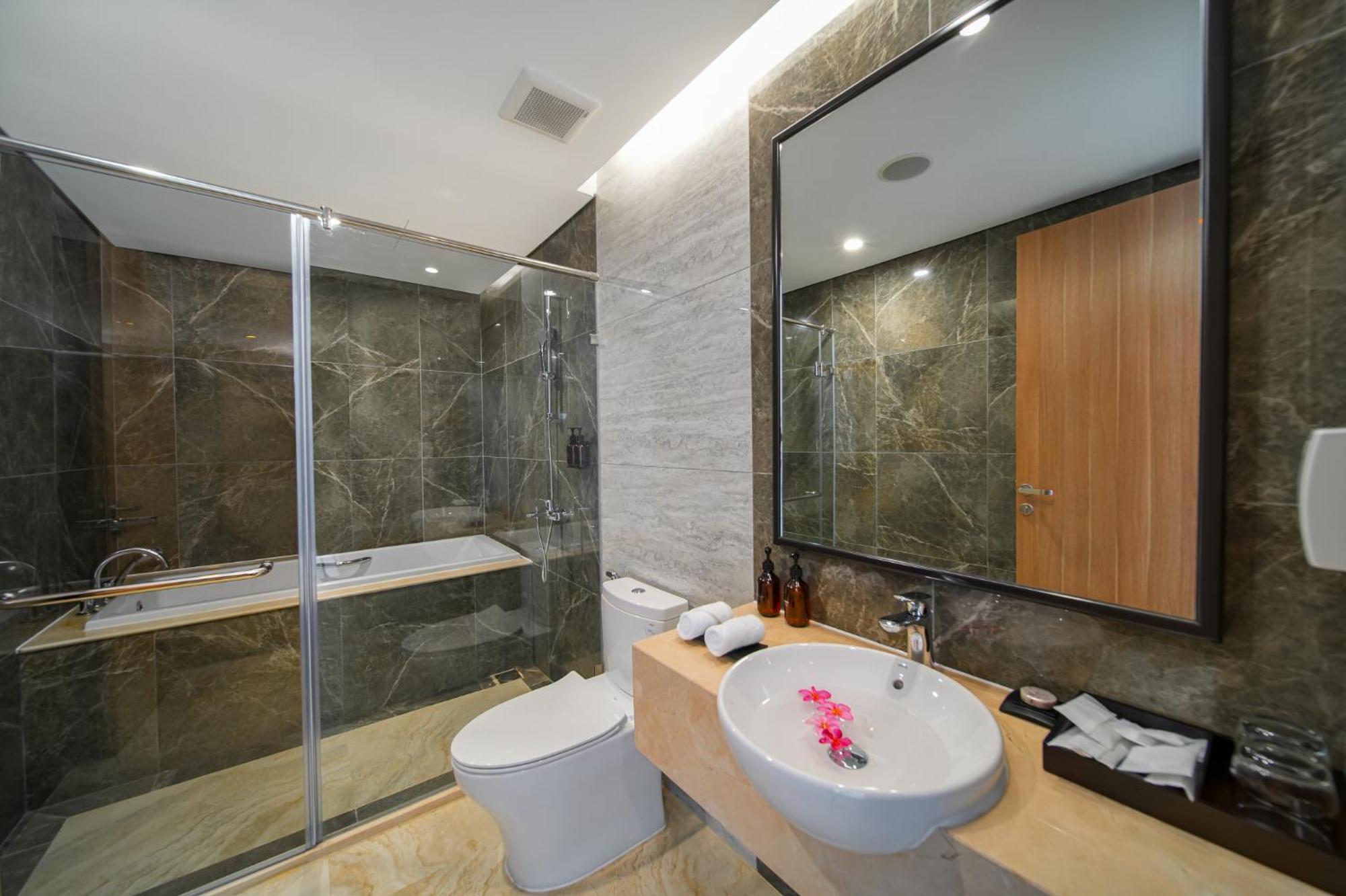 Готель Wyndham Garden Grandworld Фукуок Екстер'єр фото
