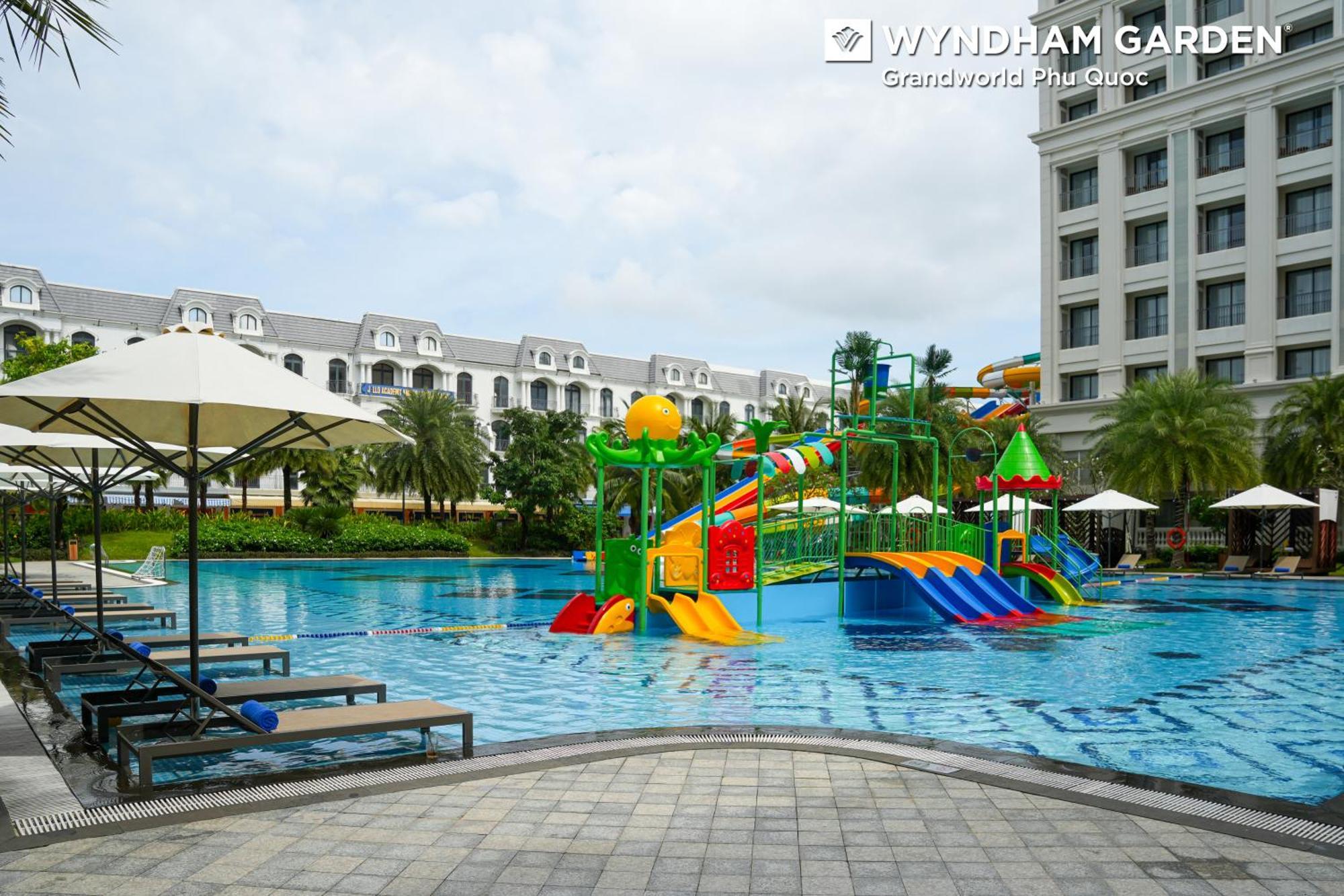 Готель Wyndham Garden Grandworld Фукуок Екстер'єр фото